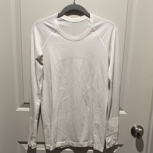 lululemon athletica White Long Sleeve Tee